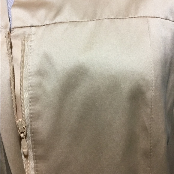 Brushed gold rain jacket - Picture 2 of 2